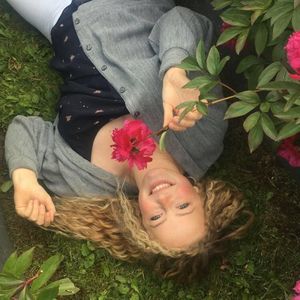 Meet your Posher, Blossom